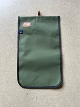 Red Roads Canvas - 2 & 3 Burner Hot Plate Sleeve - Made in Australia